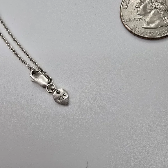 Me & Ro 925 Sterling Silver Oval Pendant Necklace with Floral Motif - Picture 6 of 8